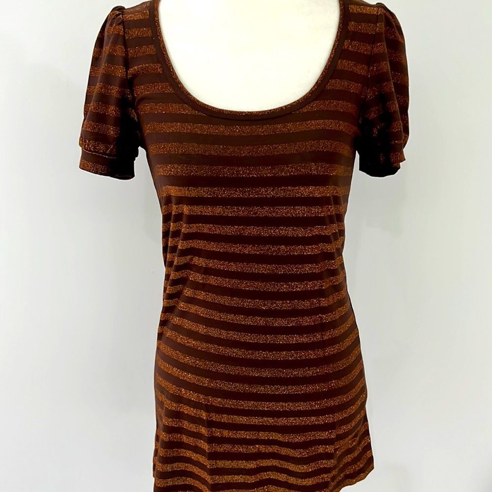 Jaspal sparkly puff sleeve t shirt size S